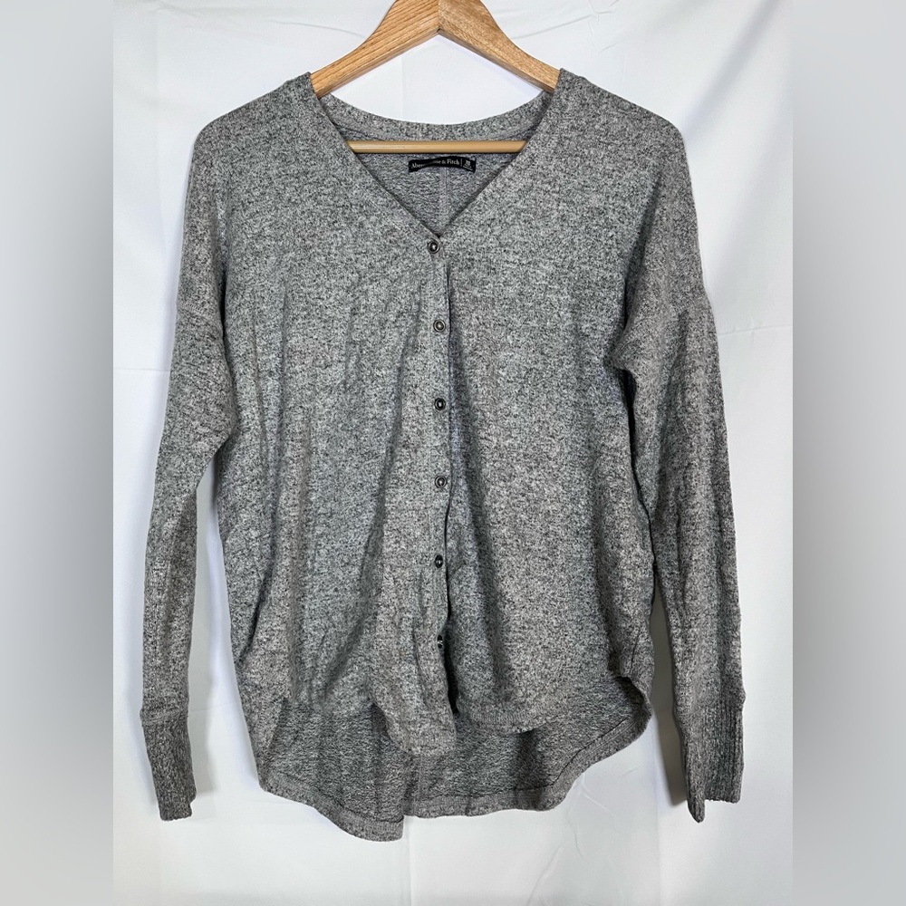 ABERCROMBIE FITCH WOMEN’S XS GRAY SWEATER  TOP-SO SOFT-LOOSE FIT‎
